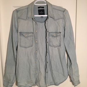 American Eagle Outfitters blue button down